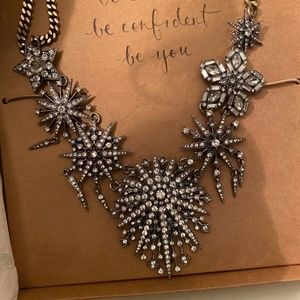Chloe + Isabel Starburst Statement Necklace - New In Box